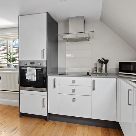 Cosy & Central Brockenhurst Flat, 2Br Exterior foto